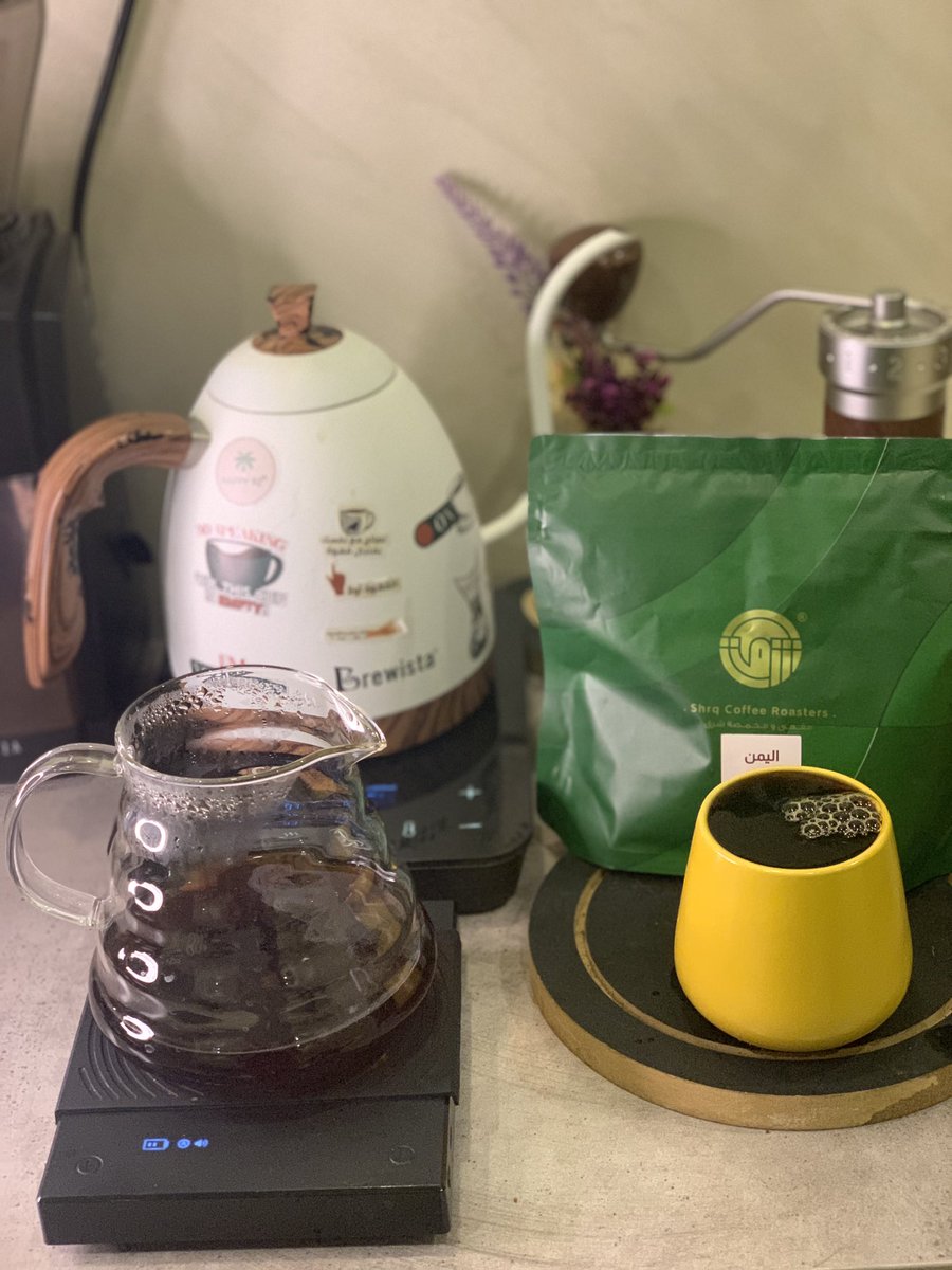 تجربة محصول #اليمن #عتارة #عديني  من  @ShrqCoffee ،معالجة مجففة على ارتفاع 2300 م على #V60 ،طحنة خشنة،بريشيو 1:14.5،بدرجة حرارة 91 في 3 دقائق،ترطيب لمدة 35 ثانية، فاكهية الفواكه الحمراء 🍓🍎🍒،حلاوة بارزة،قوام عصيري ممتلئ 🥤،من روائع محمصة شرق في المحاصيل اليمنية🇾🇪👌🏻
#ارفع_ذائقتك