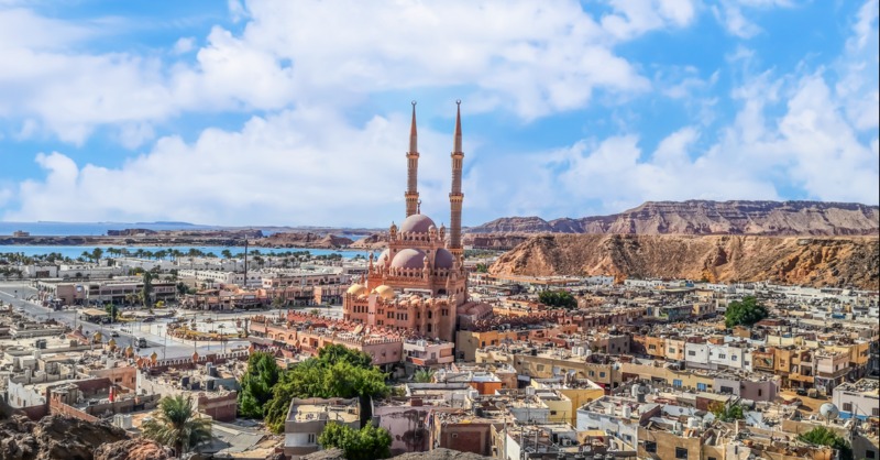 SECNewgateUK's tweet photo. Read @adiemoi's latest #insights from #COP27 as he runs us through exactly what happened on Day 2 in Egypt.

From BoJo's speech, to a seeming lack of activism, he also looks ahead to tomorrow and what's on the cards.