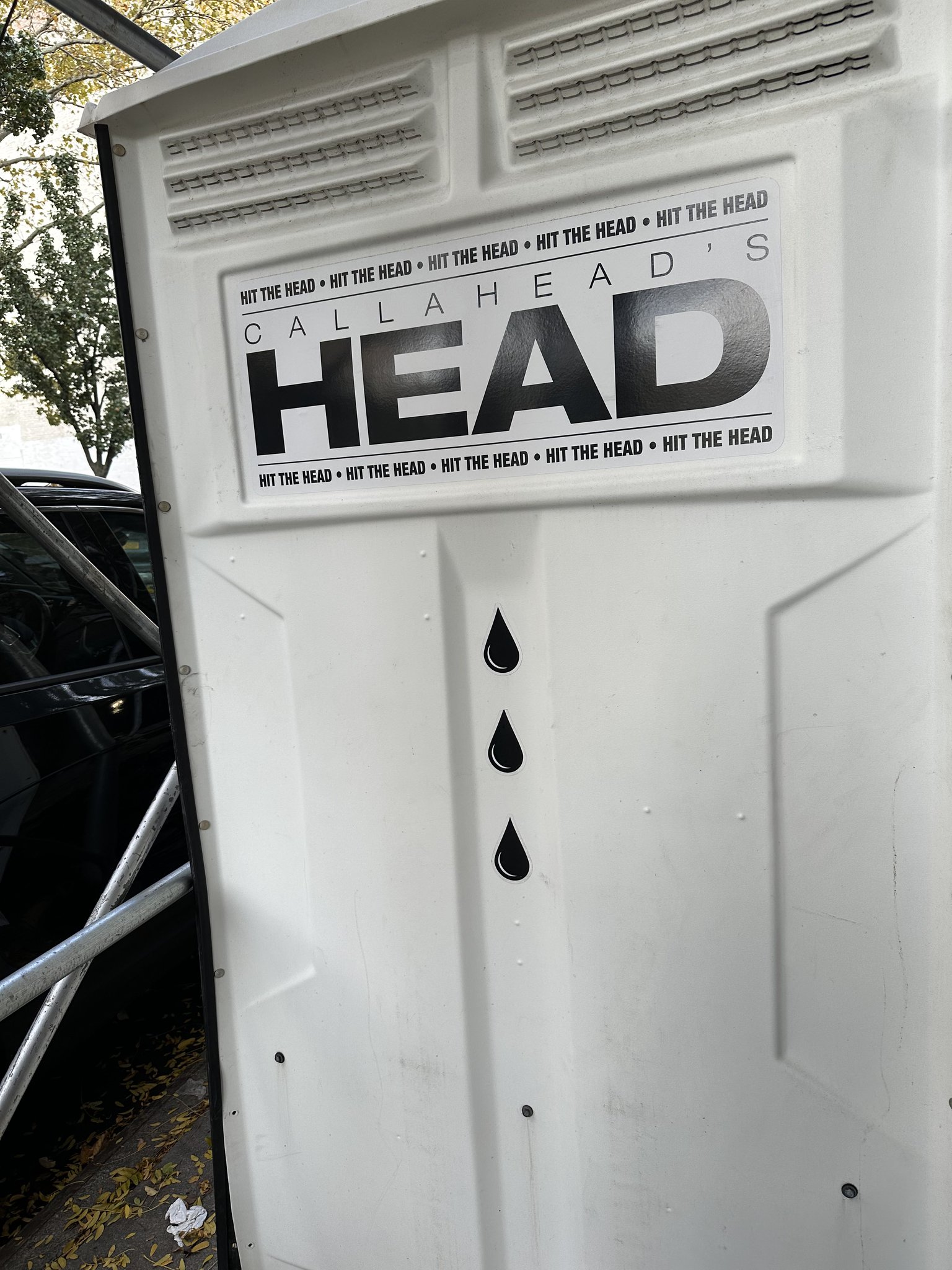 Cʜʀɪs Sᴛᴇɪɴ on Twitter "This porta potty killed three people https//t