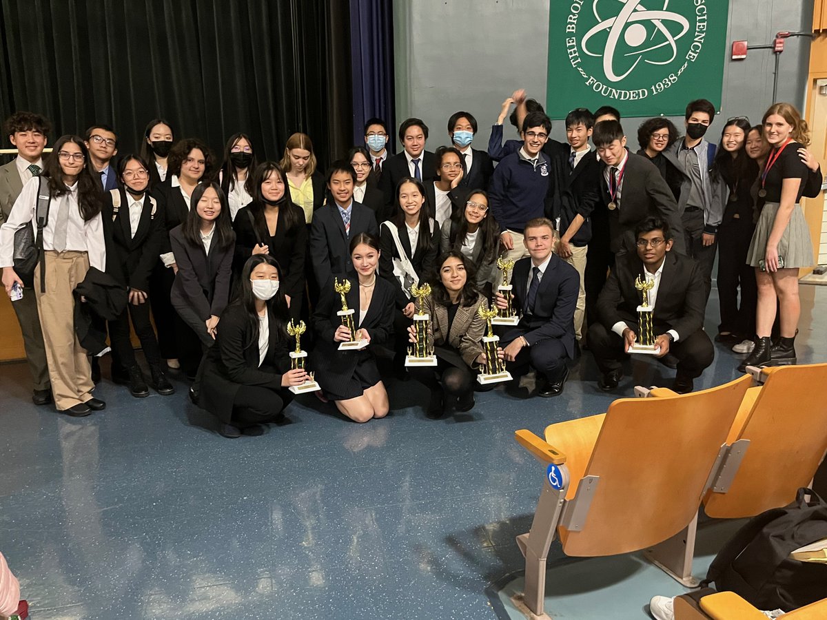 StuyNY's tweet photo. Congrats to Speech &amp; Debate Team! The team had 4 finalists in Congress &amp; Champ William T. Policy novices, Kassandra S &amp; Rahul K came in 1st &amp; Parli will be debating Horace Mann for the Vassar Championship! #StuyStrong #StuyProud! #StuyFunFact -The team was founded in 1906. https://t.co/xGExB6oxSK