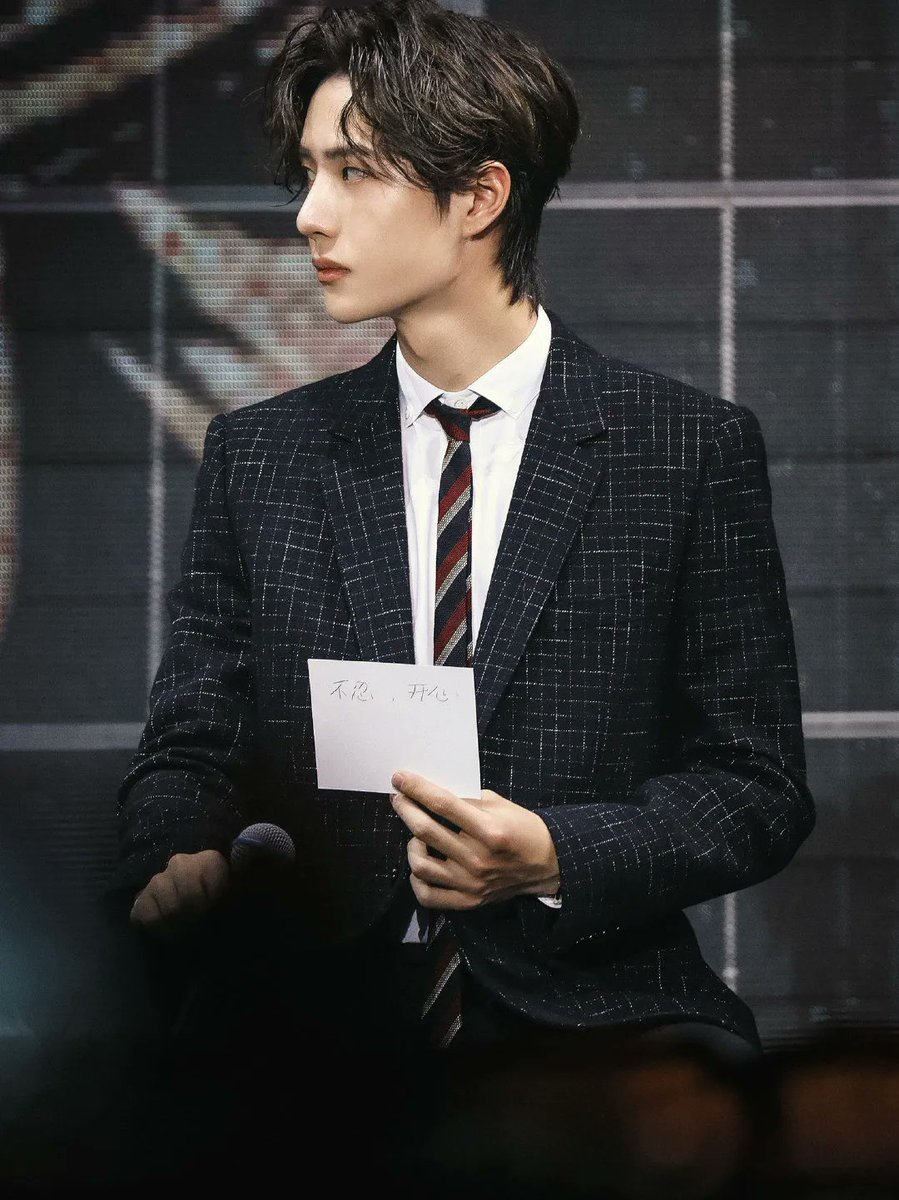 HourlyizhanI's tweet photo. #WangYibo #XiaoZhan https://t.co/1ulh8MgY6T