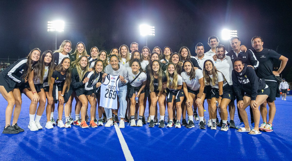 GRACIAS BELEN 💘🇦🇷

269 partidos internacionales ⭐

Eterna Leona 🇦🇷