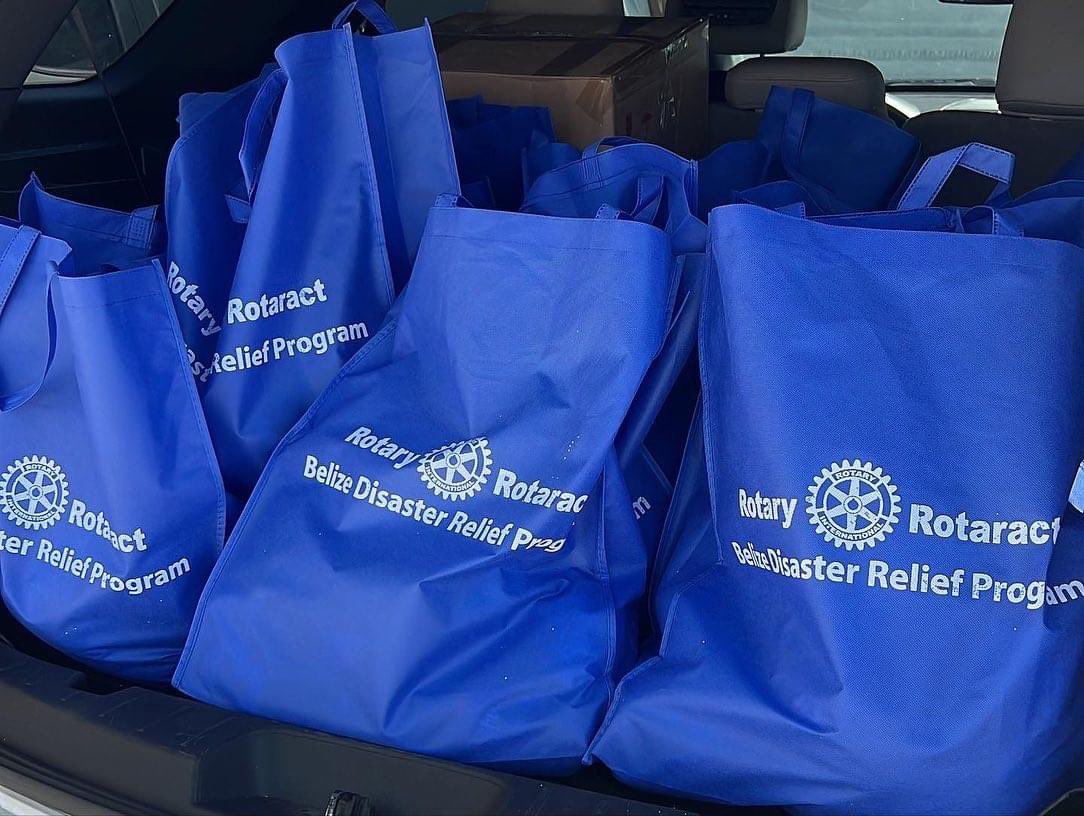 BelizeRotary's tweet photo. Delivering disaster relief food pantry bags to those in Belize City affected by Hurricane Lisa. @Rotary4250 

#rotarysunrise #imaginerotary #district4250 #disasterrelief https://t.co/DSsQZZlIZa