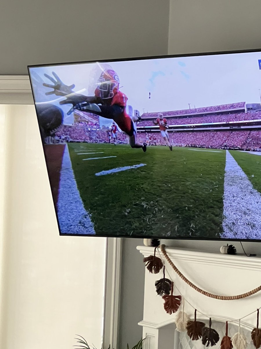 PatMcAfeeShow's tweet photo. WHAT A BOMB #ForTheBrand FROM GEORGIA

75 YARD PIECE OF PERFECTION https://t.co/1qGBIYsEEP