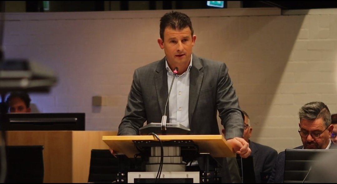 De SGP is tevreden met de begroting. Het is een begroting met #oogvoorelkaar. Er wordt veel geld vrij gemaakt voor kwetsbare én gezonde mensen, voor groen en betaalbaar wonen en veiligheid. Bekijk de hele bijdrage via youtu.be/JOO6QnnzkkQ