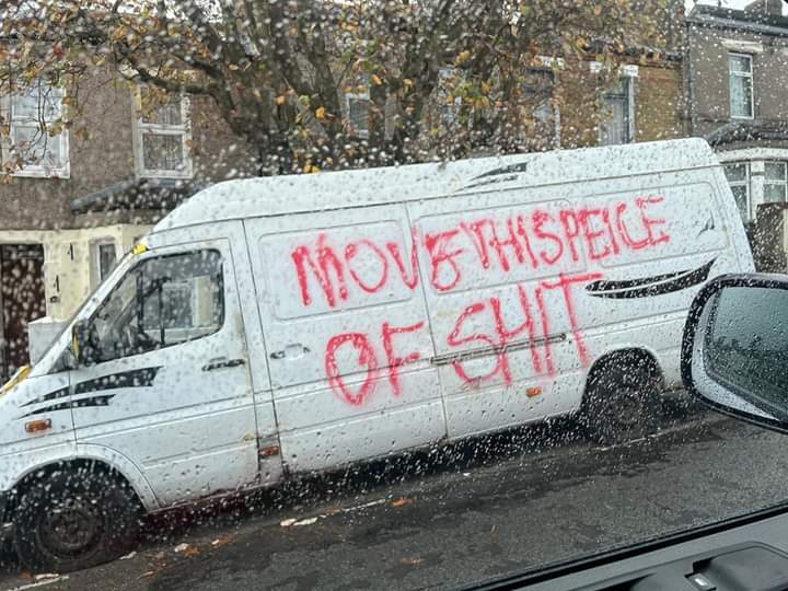 Looking like neighbours don't like my new wagon 😮🤣