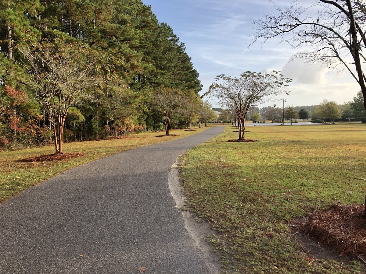 jkpendarvis's tweet photo. Got 8 miles in this morning. Mostly walking but some stretches of running.

#run #running #runchat https://t.co/Ky4WhLGuGc