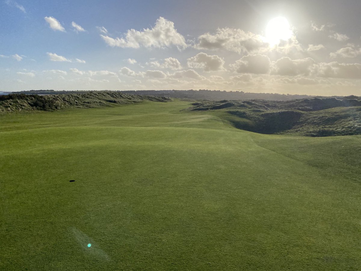 Stunning day on The Island today. Course in immaculate condition, thanks Neil &amp; the rest of the guys.