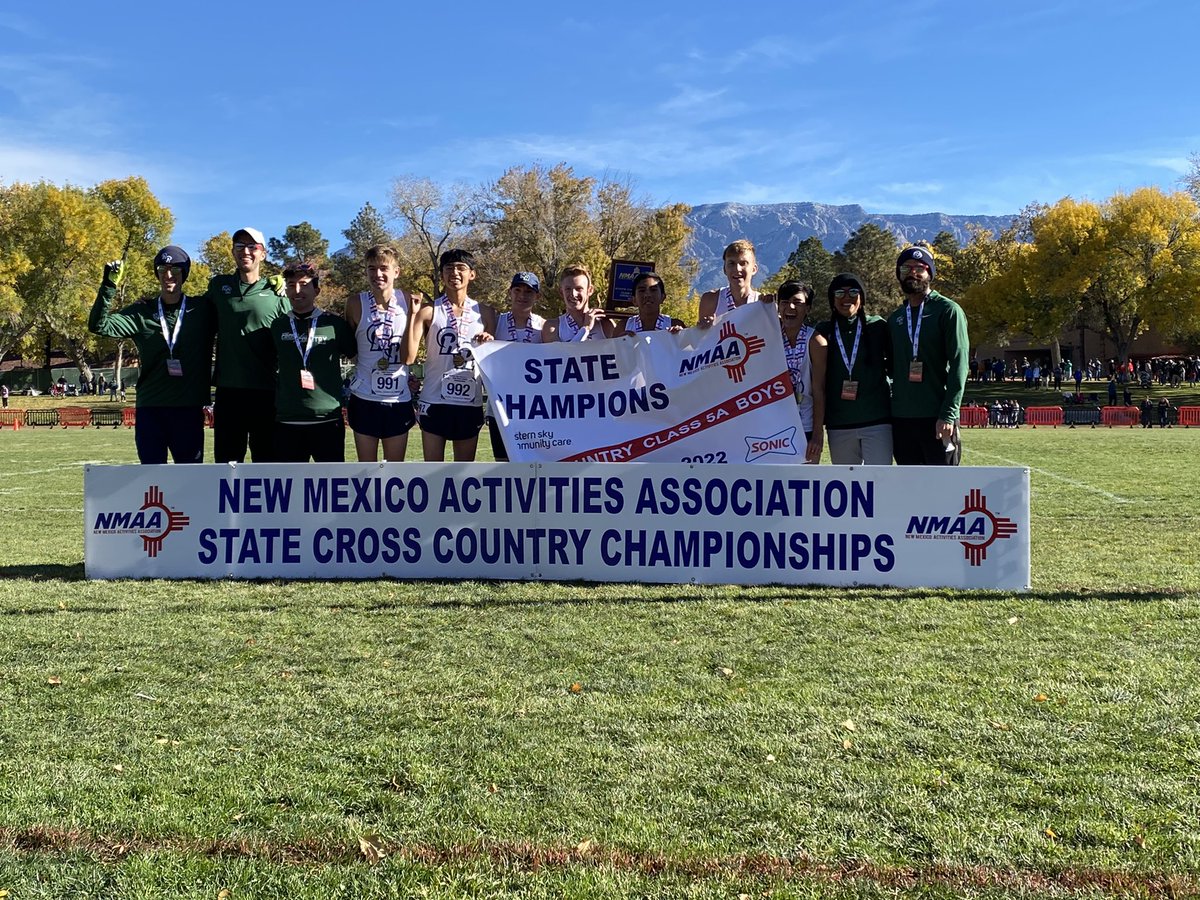 _NMAA's tweet image. Western Sky Community Care State Cross Country Championships
Class 5A Boys
1.Rio Rancho 44
2.Volcano Vista 48
3.Eldorado 104
@WesternSkyCC