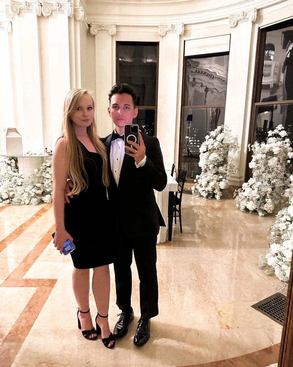 Divinity tweet media