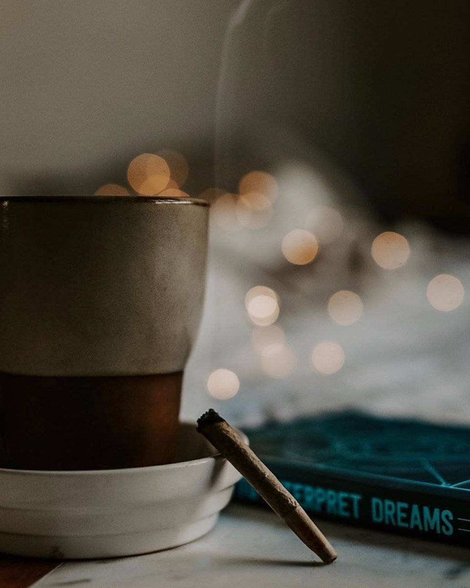 Chai latte & Blue Dream #thebestpartofwakingup