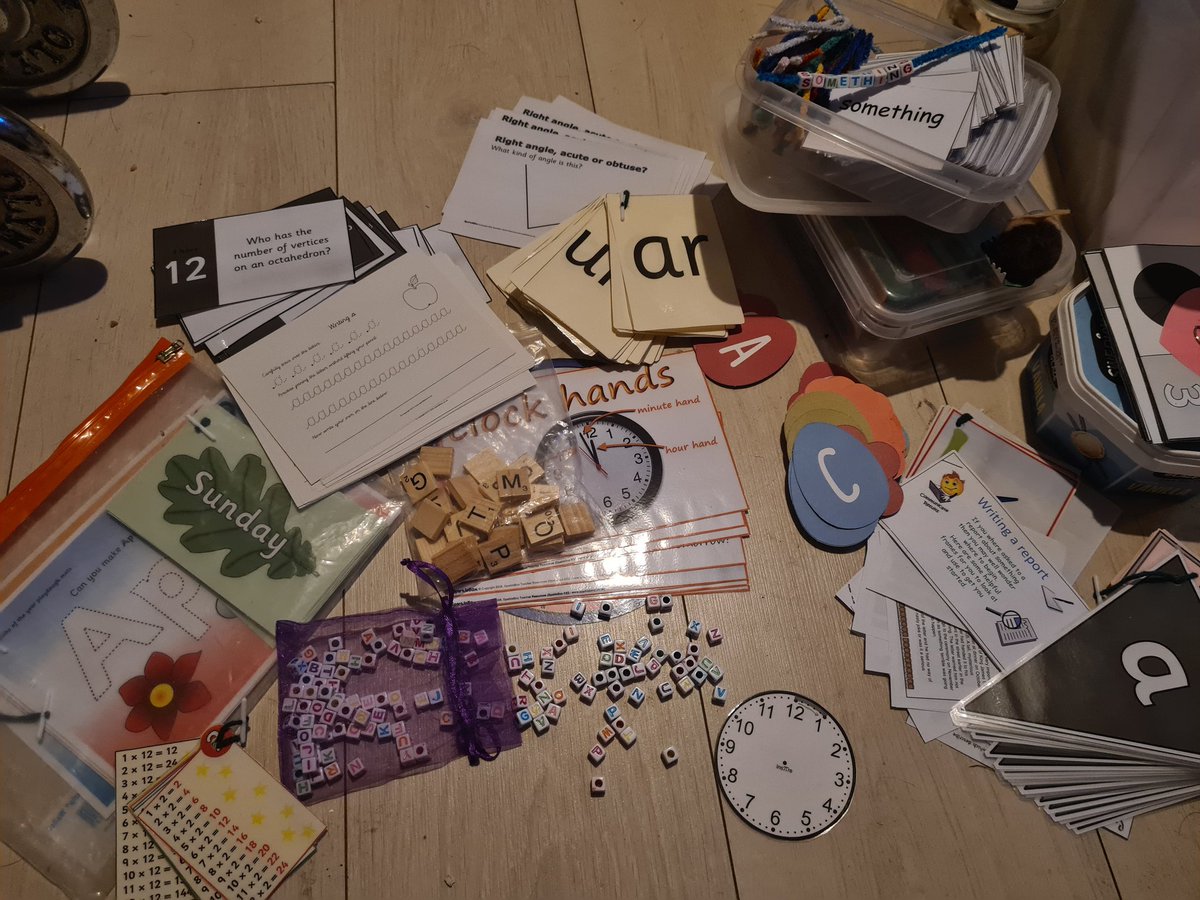 MrsKBooth1's tweet photo. Doing what I love ! 
A resource pack to support a dyslexic student and their parents at home. #homeschoolrelationships https://t.co/cURkCmUheh