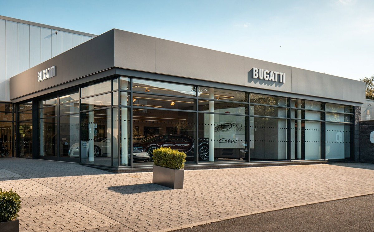 Bugatti Listenbourg✪ tweet media