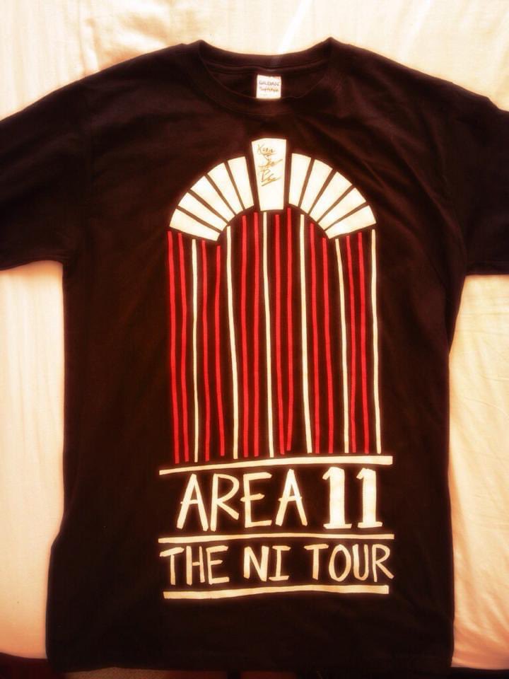 laurenaxtonn's tweet photo. I cannot WAIT to see @Area11Band at @satanshollow Manchester, next year!😭

@GhostOfSparkles I NEED to add your signature to my NI Tour shirt after all these years pls ty.😂 https://t.co/8ihFBE4BYg