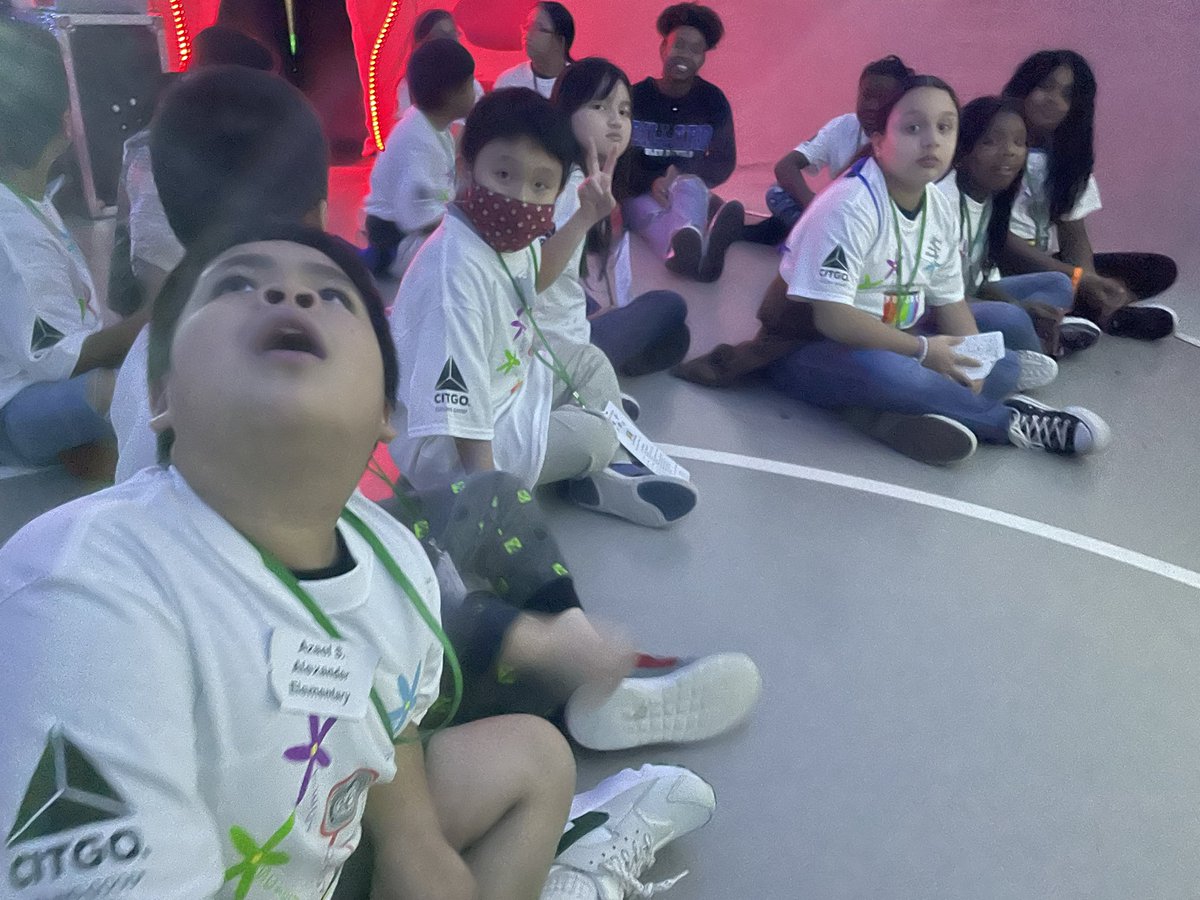 Rhea Brookter tweet media