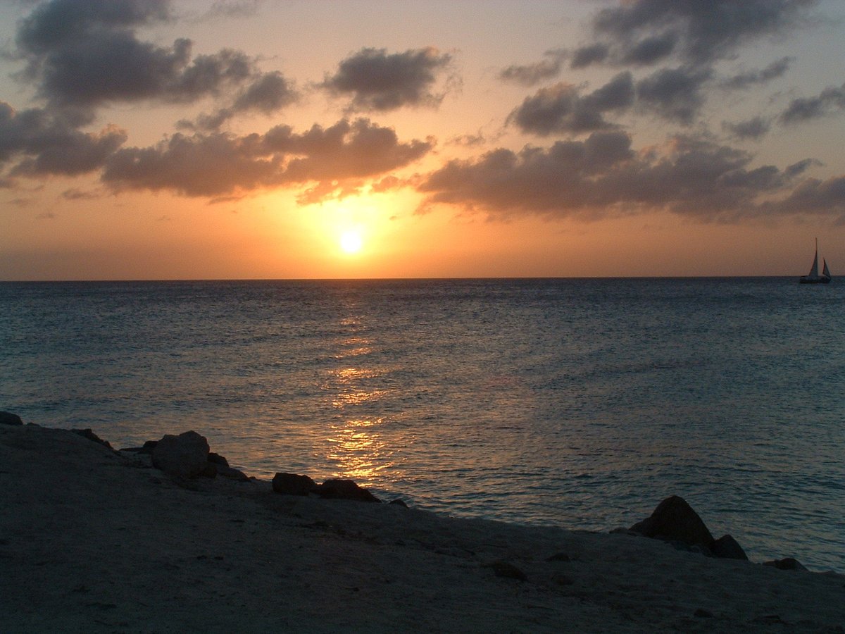 Sunset Aruba. 
Photo/Adam Steinfeld