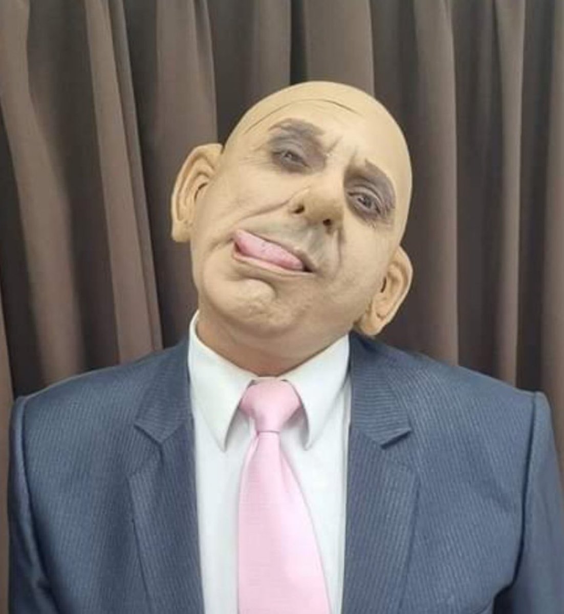 Carlos Alvarez es un genio jajaja 🤣
Adivinen quién es?