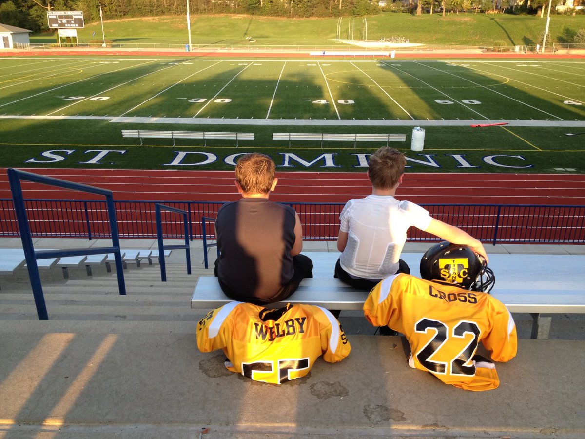 SDHSJimWelby's tweet image. Been friends since they were in Kindergarten…love that they get to play high school ball together. Somehow #55 and #22 became #13 and #20, but their friendship has never wavered. What a blessing.