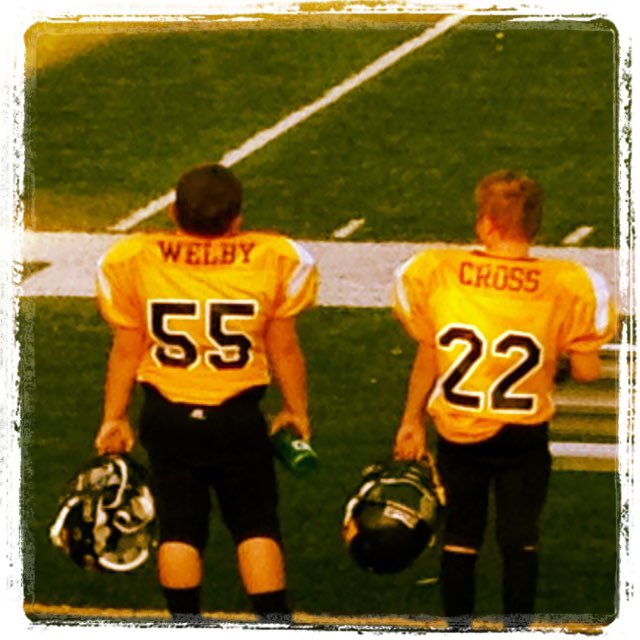 SDHSJimWelby's tweet image. Been friends since they were in Kindergarten…love that they get to play high school ball together. Somehow #55 and #22 became #13 and #20, but their friendship has never wavered. What a blessing.