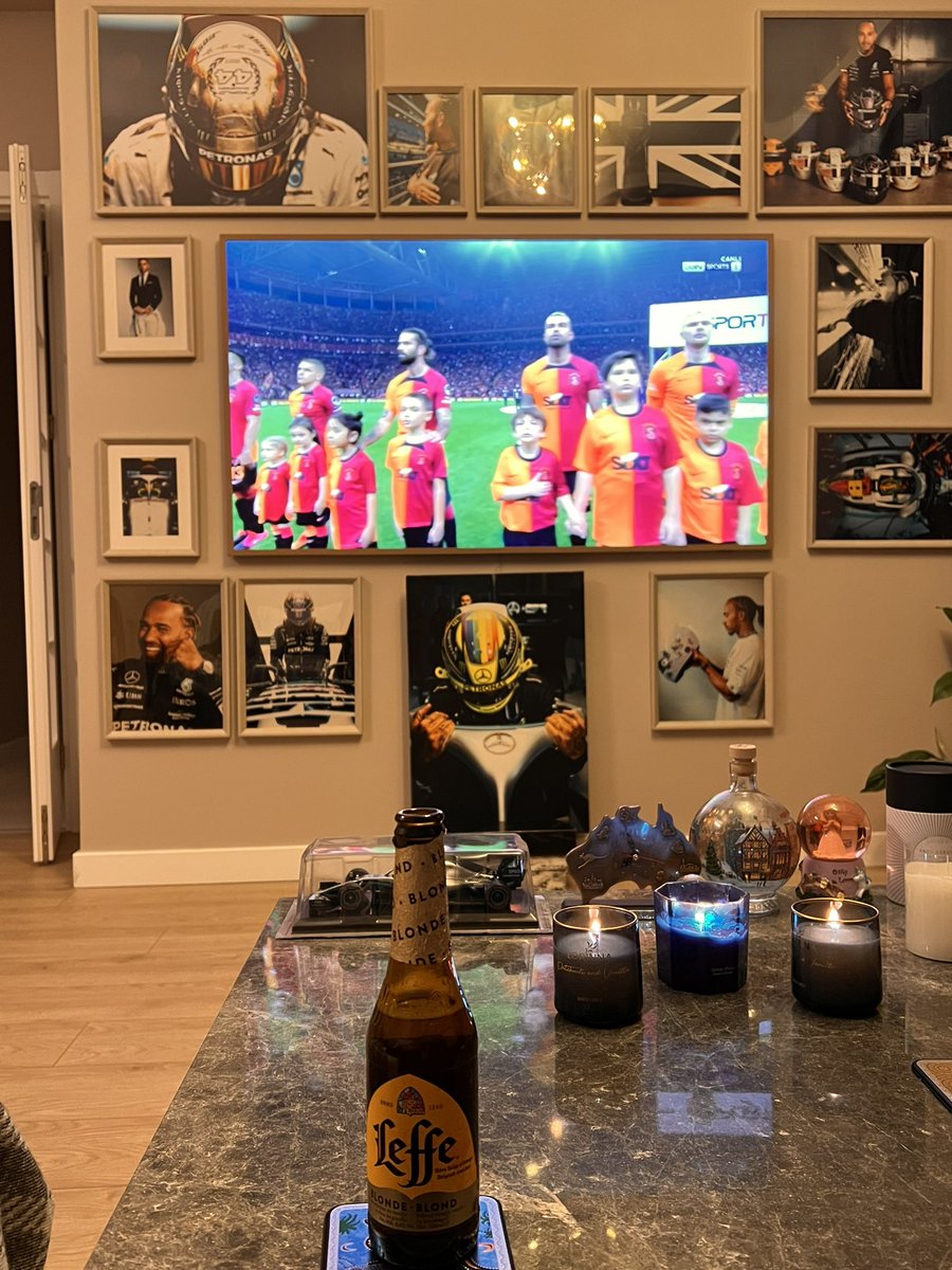 idoles357's tweet photo. F1 yoksa Haydi #Galatasaray 💛❤️ https://t.co/UzTDz4UHVn