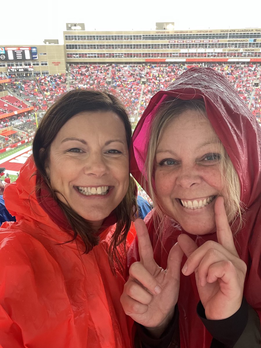 jgieryn's tweet photo. Grab your poncho and LET’S GOOOO Badgers!!! #OnWisconsin @BadgerFootball https://t.co/1F1jvmrTG6