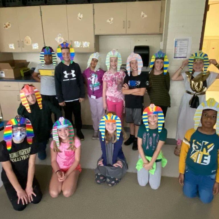 SEA (@sycedassoc) on Twitter photo Mrs. Maas's 4th graders commemorated the 100th anniversary of the discovery of King Tuts Tomb! Exciting, engaging learning ❤️
#empower2succeed #SEAunited #sea #learning #KingTut <a href="/ieanea/">Illinois Education Association</a> #teacher Mrs. Maas's 4th graders commemorated the 100th anniversary of the discovery of King Tuts Tomb! Exciting, engaging learning ❤️
#empower2succeed #SEAunited #sea #learning #KingTut <a href="/ieanea/">Illinois Education Association</a> #teacher