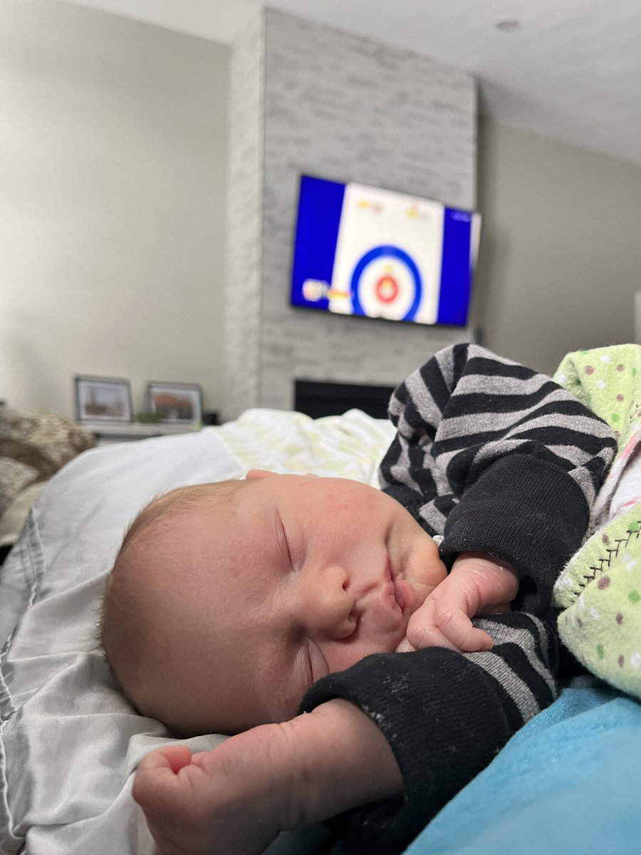 ShawnJacula's tweet photo. When @TeamGushue @BradGushue is in full control of the game, youโve got nothing to worry about. @CurlingCanada @TSNCurling @worldcurling #saturdayvibes #weekendvibes https://t.co/xPisaDEYwV