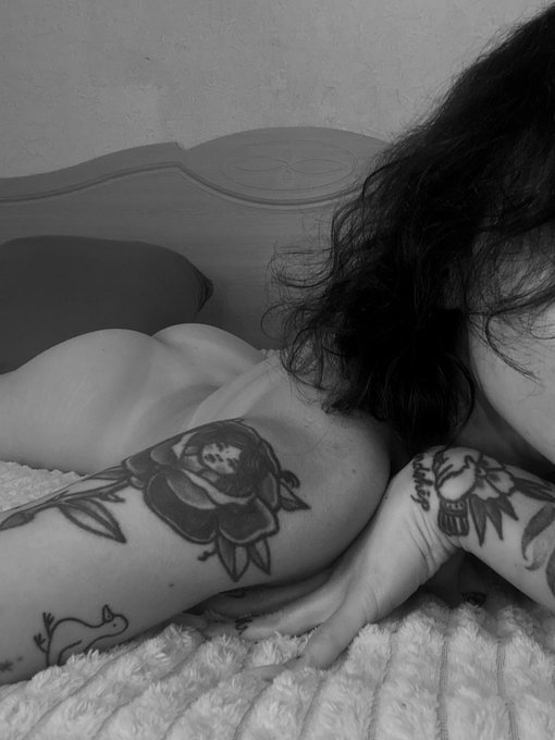 #нюдсыкаждыйдень https://t.co/DSw9BUIkOU<a href="/tag/%D0%BD%D1%8E%D0%B4%D1%81%D1%8B%D0%BA%D0%B0%D0%B6%D0%B4%D1%8B%D0%B9%D0%B4%D0%B5%D0%BD%D1%8C"class="tags">#нюдсыкаждыйдень</a>