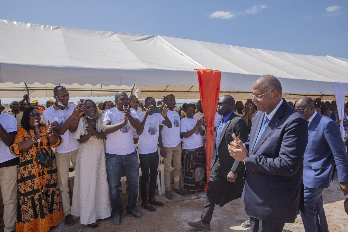 DRhdp's tweet photo. Le PM, @ACHIPatrick4, a procédé le 04 novembre 2022 à Korhogo (région du Poro), au lancement des travaux de construction du Lycée professionnel de ladite ville, pour une formation  capable de contribuer au développement économique de la #CIV225. https://t.co/gb7cZRUvWh