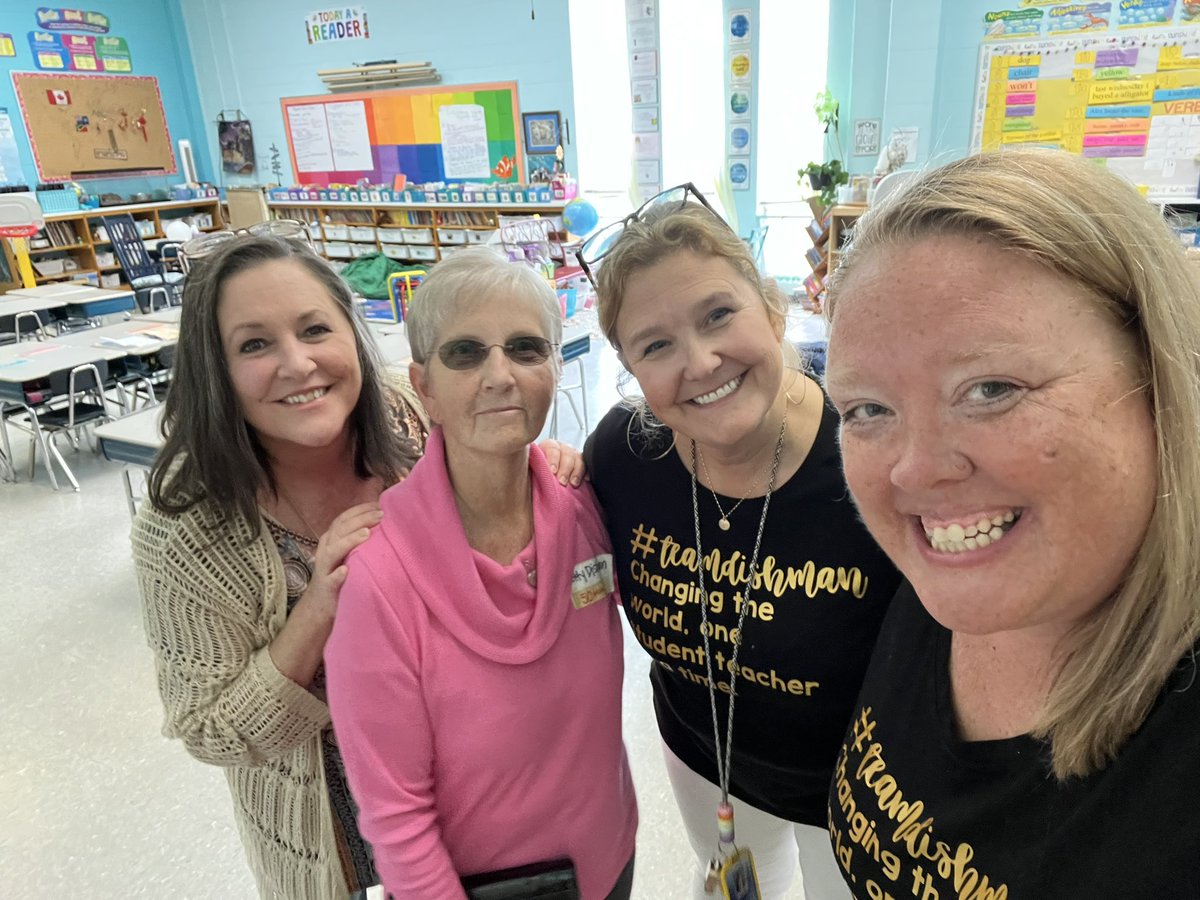 These women set the groundwork for my career. They mentored me, guided me and most importantly loved me. <a href="/doodlebcm/">Barbara Myers, NBCT</a> would agree.

So grateful to celebrate them as we celebrated <a href="/HardinPark_WCS/">Hardin Park</a>'s GOLDEN anniversary 💫
