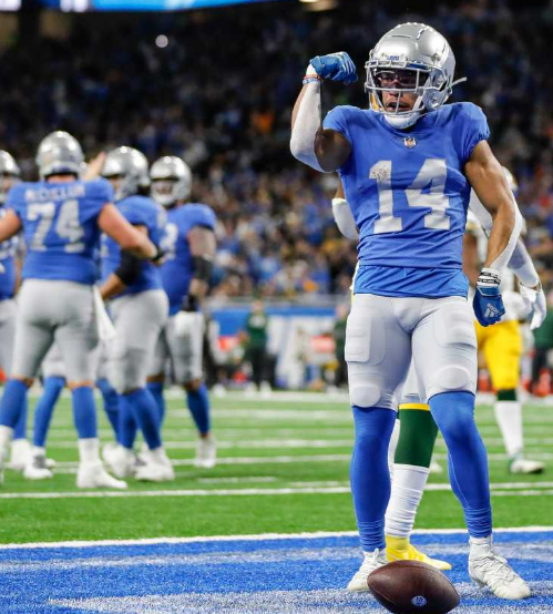 Just a reminder, this man is an absolute ALPHA.

Sun. God. Forever.