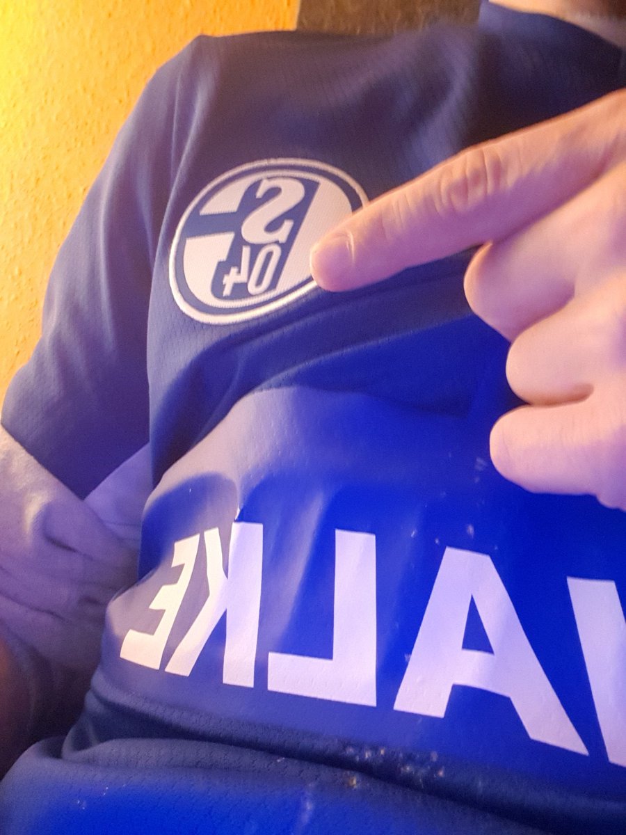 tukkerooo's tweet photo. Für #Schalke alles geben! #SVWS04 https://t.co/09l0EVGgx0