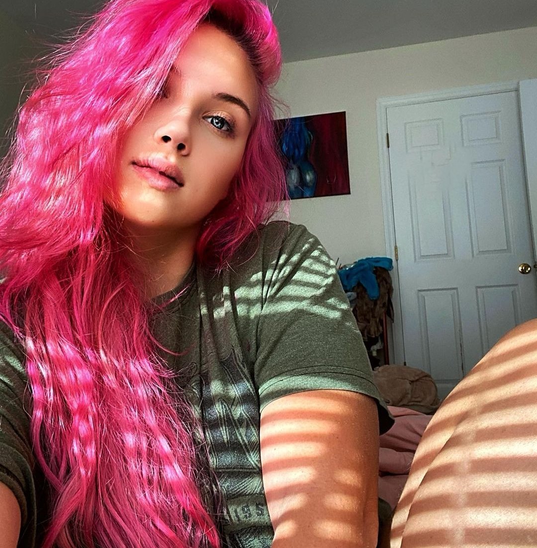 AlexiaGraye's tweet image. onlyfans.com/alexiagreyyy
#onlyfansgirl #onlyfansbabe 
#bbwAsian #fanslymodel 
Subscribe 💙💙