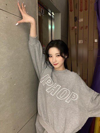 snowyyuki_'s tweet photo. happy birthday to the loml ❤️#Happy_YUKI_Day_1106 #유키티생일너무축하해요 @RBW_PURPLEKISS https://t.co/ClOC54hdBw