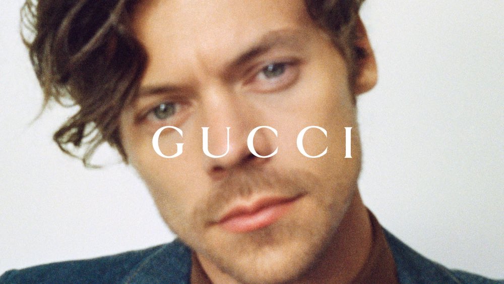 hsdaily's tweet photo. What’s your favorite Gucci campaign so far? 🌟

RT &amp; Reply with Harry Styles for Artist of the Year at the #AMAs 

Don't forget to vote on the website: https://t.co/d8E06fW0aW https://t.co/dAtqCrMJ3d