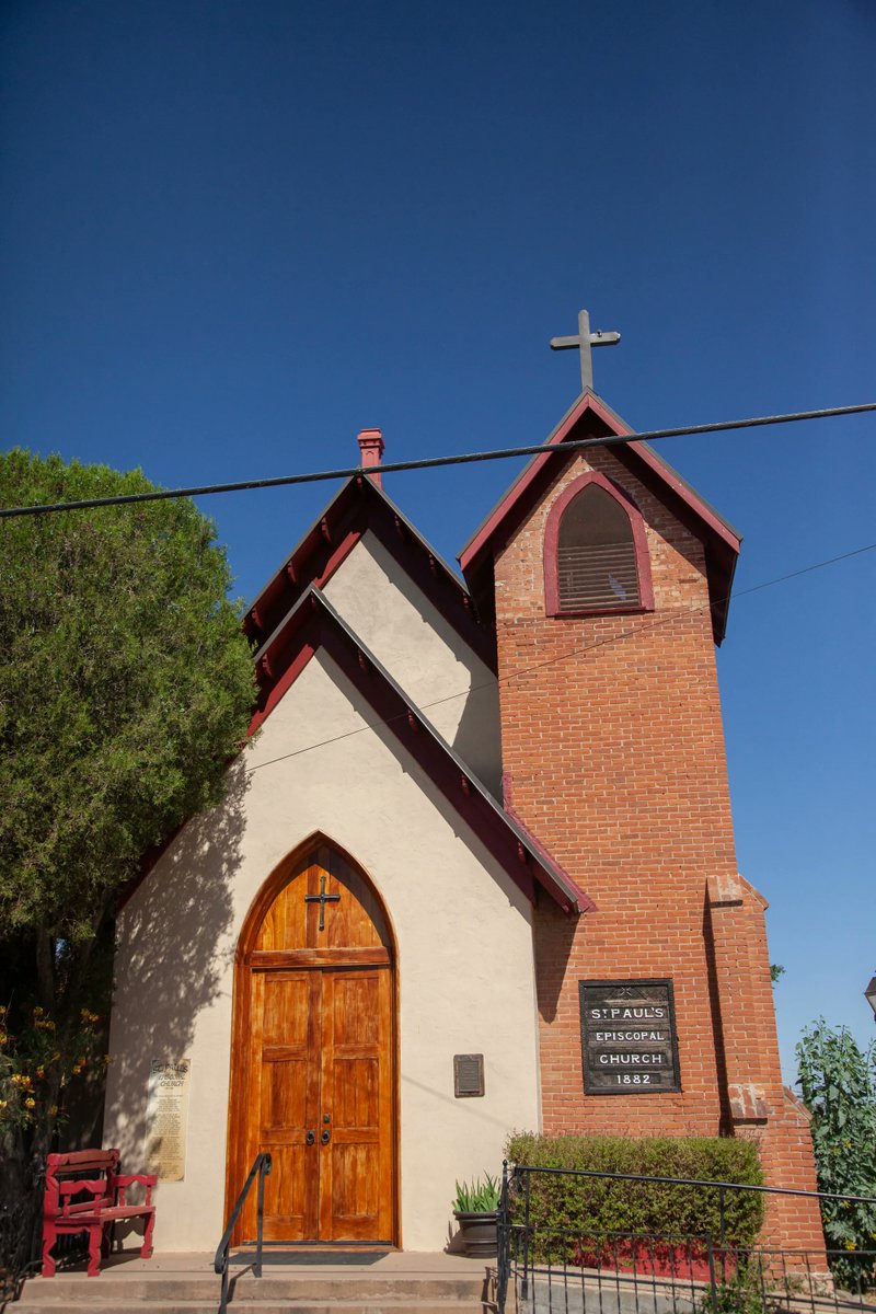 Tombstone, AZ is known internationally as "The Town Too Tough to Die" but there is more to this destination outside the tourist drag. St. Paul's Episcopal Church in Tombstone occupies the oldest Protestant church building in Arizona.

Tour the ⛪️ here:
tv.azpm.org/p/zfeature/202…