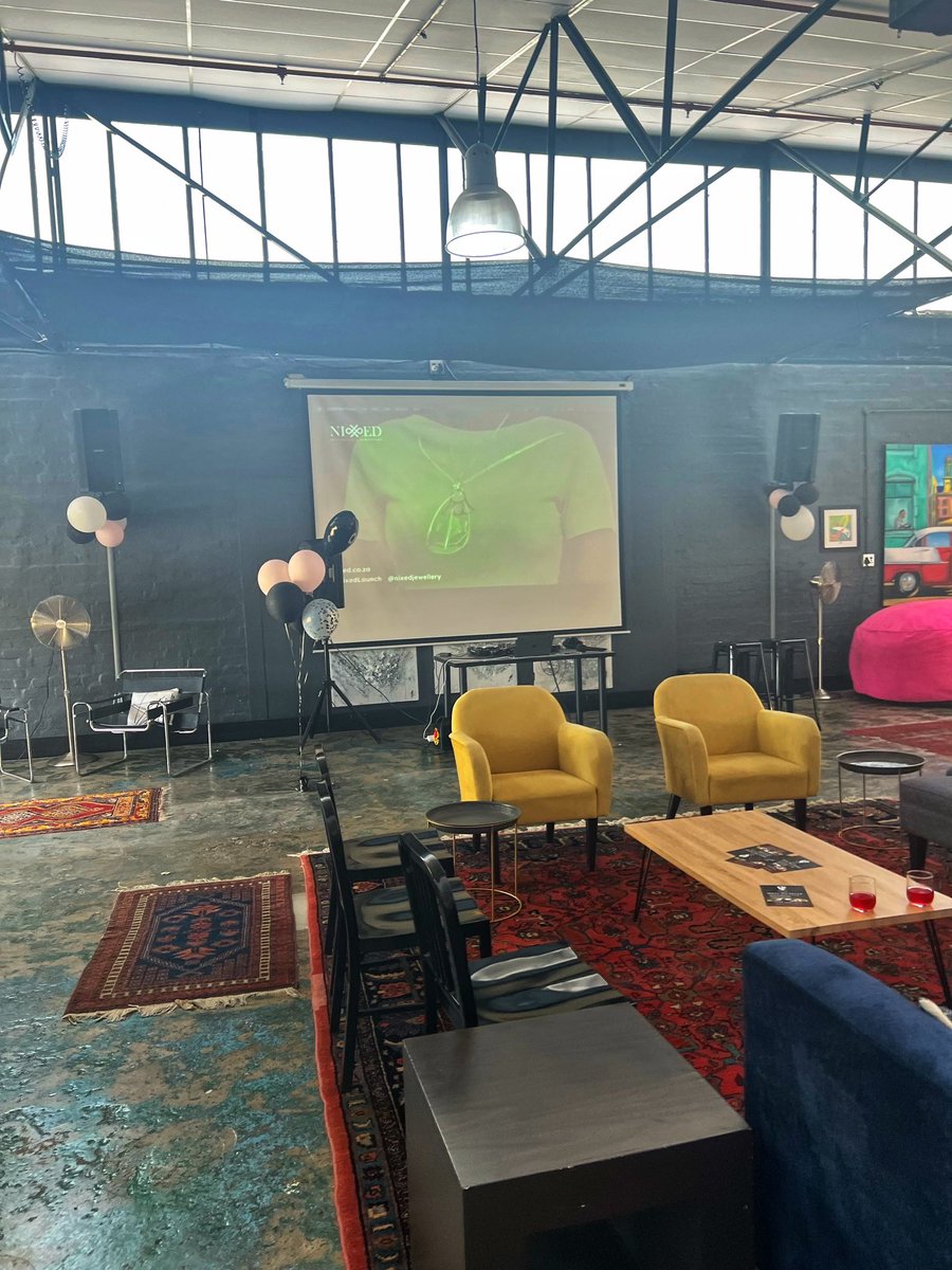 kgotsohopelekau's tweet photo. Over the past weekend last week! I was super honored to attend a Self defense Jewelry Brand Launch called Nixed
Here are some shots of the day! Swipe Right➡️
Thank you for the invite #nixed
#nixedjewelry #selfdefence #defense #empower #empowerwomen #womenempowerment #gbv https://t.co/ZTcs0VIMX9