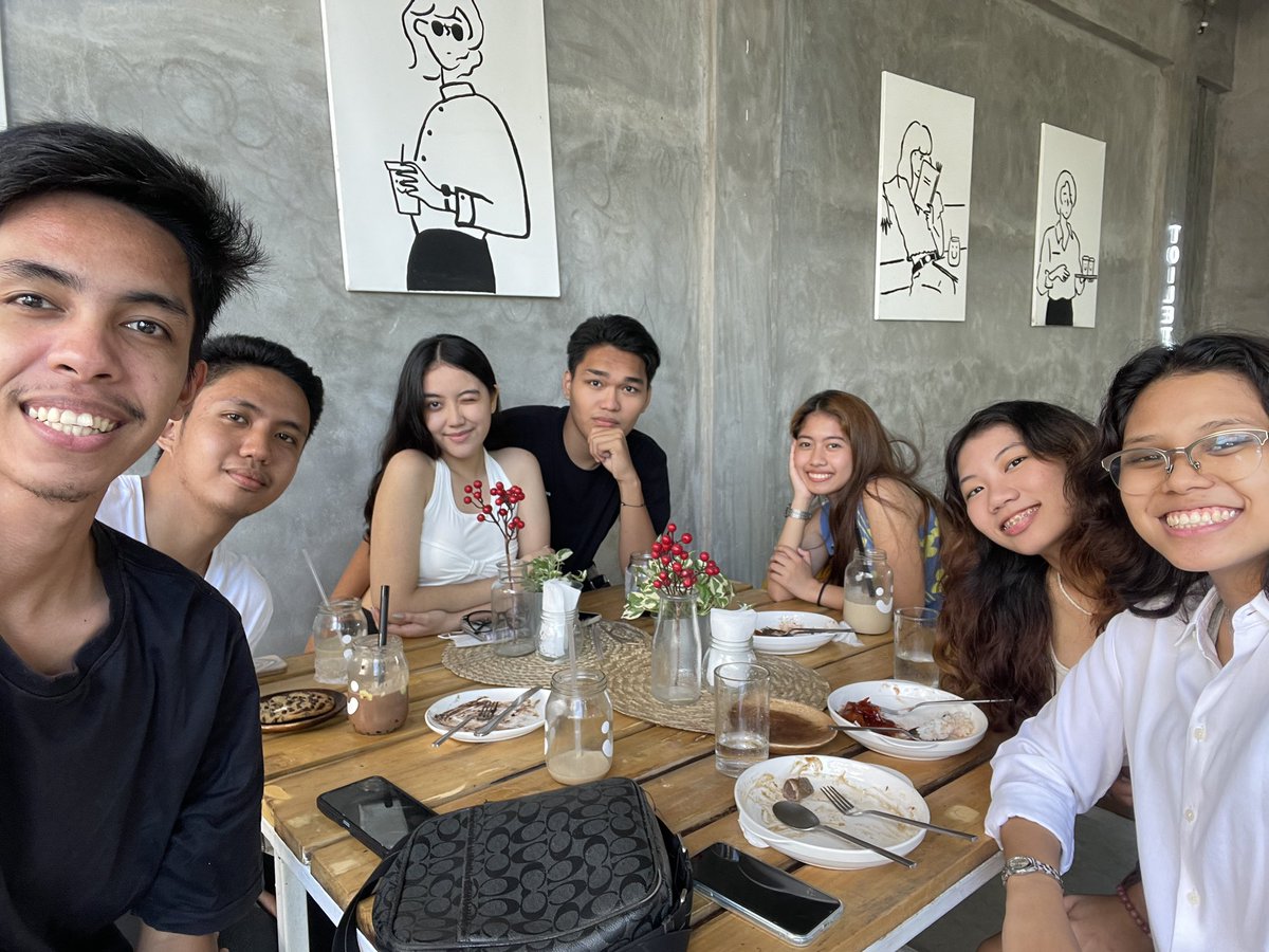 tecsonam's tweet image. insert kay julius na maaga umakyat &amp;gt;:(