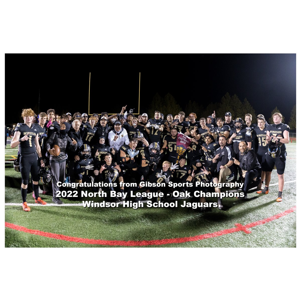 GibSportsPhoto's tweet photo. Undefeated in league play, please congratulate The Comeback Kids, 2022 North Bay League - Oak Football Champions Windsor High School Jaguars! Awesome job, gents. The last 6 seconds had my camera hands shaking.😬 More images to come... #ShareTheMemory @WHSCA_ATHLETICS https://t.co/SZbipCPcq2