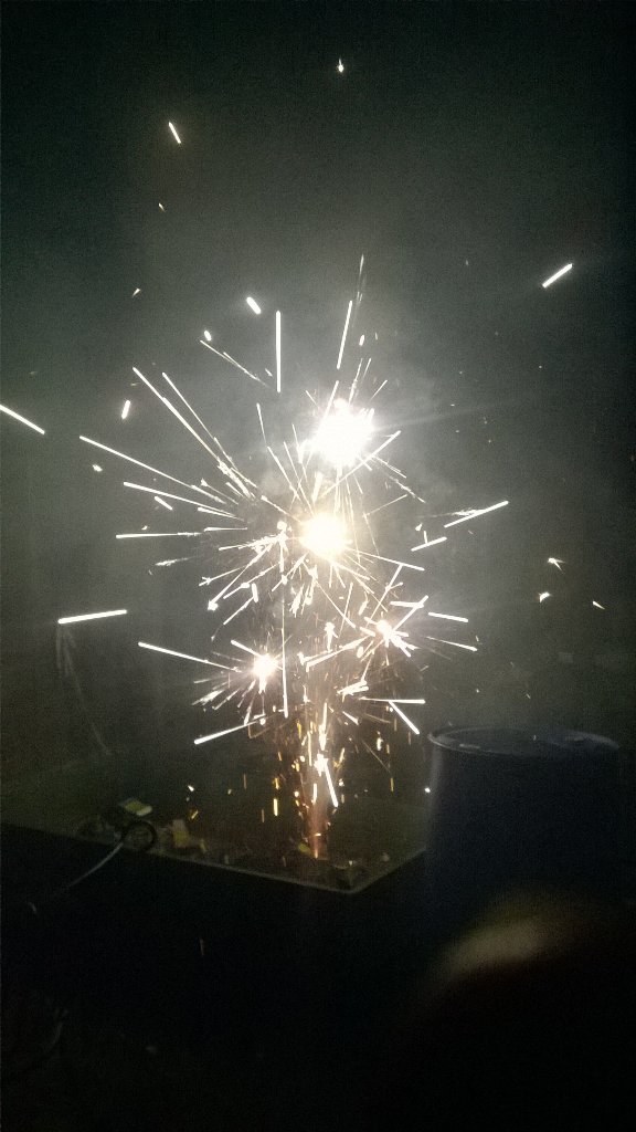 'Ooh..Ahh'.
As you know I'm Old Skool so I'm having  #fireworks  🎇 'round mine.
No Bonfire 🔥 sadly.
But there will be jacket potatoes 🥔 afterwards.
#BonfireNight #GuyFawkes #guyfawkesnight #fireworksnight