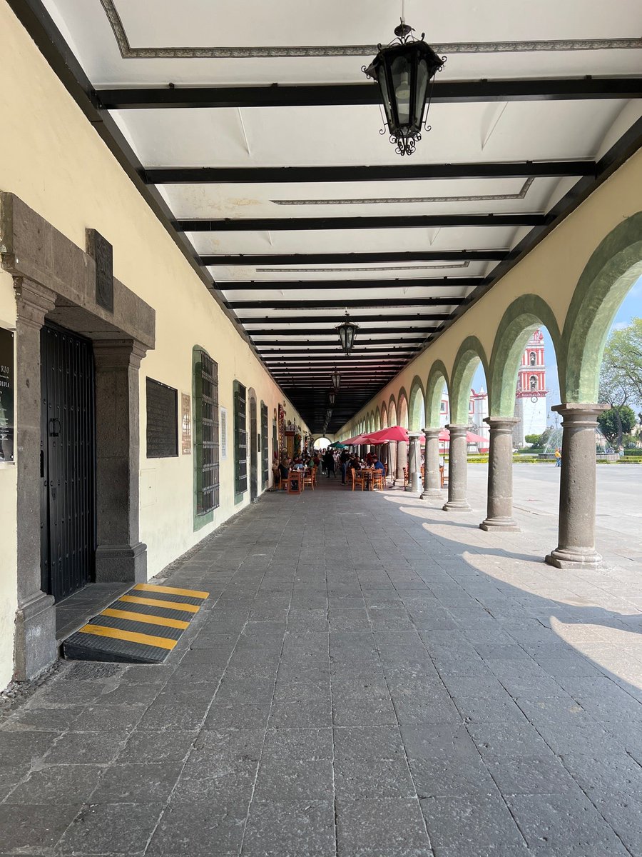 VicLopezC's tweet photo. I'm at Plaza de la Concordia (Zócalo) in San Pedro Cholula, PUE https://t.co/SBRT1ducAk https://t.co/M5bZbGiGgo