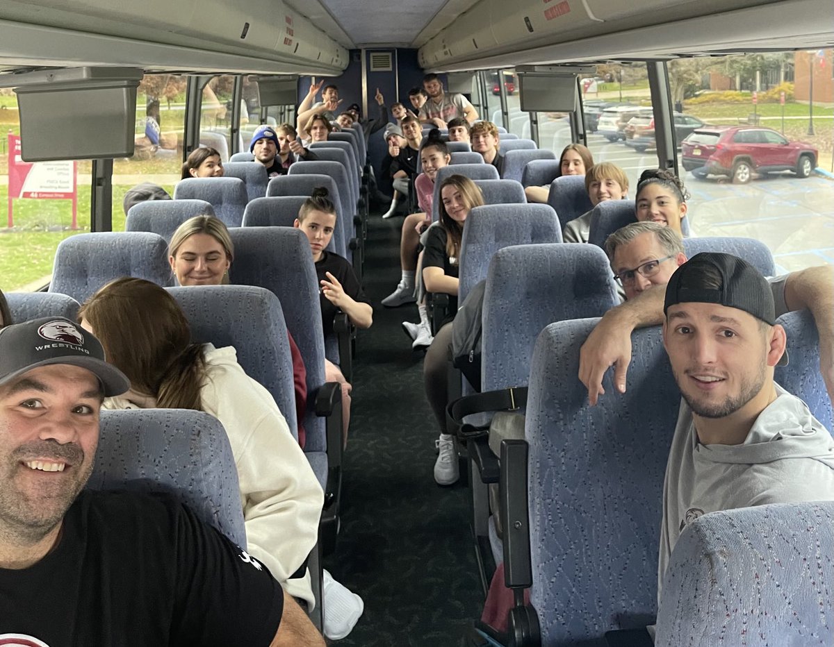 Off to the Princeton Open with ⁦@LHUwWREST⁩ 🦅 #OneTeam 🤼