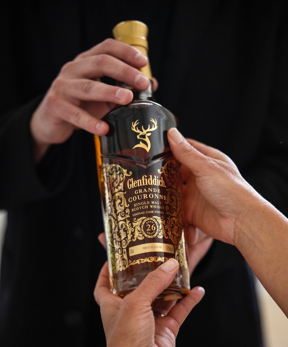 "An extended finish in rare French Cognac casks adds extra lavish layers of sweet tasted oak and velvety aromas of café crème, brown sugar and soft spice."

bit.ly/39CPnRk