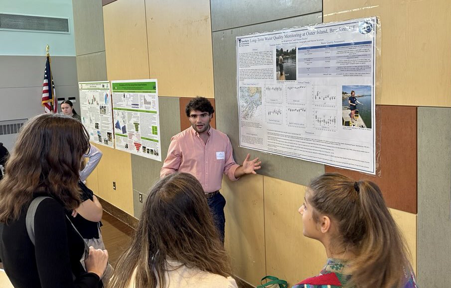 Congratulations to Werth Center students Randy Holland, Katie Kost, Abby Lucas and Ian Bergemann for presenting their research at <a href="/theAAG/">American Association of Geographers</a> <a href="/NestvalGeo/">New England-St. Lawrence Valley Geographers</a> conference today! <a href="/SCSU/">Southern Connecticut State University 🦉</a> <a href="/SCSUEGMS/">SCSU EGMS</a>