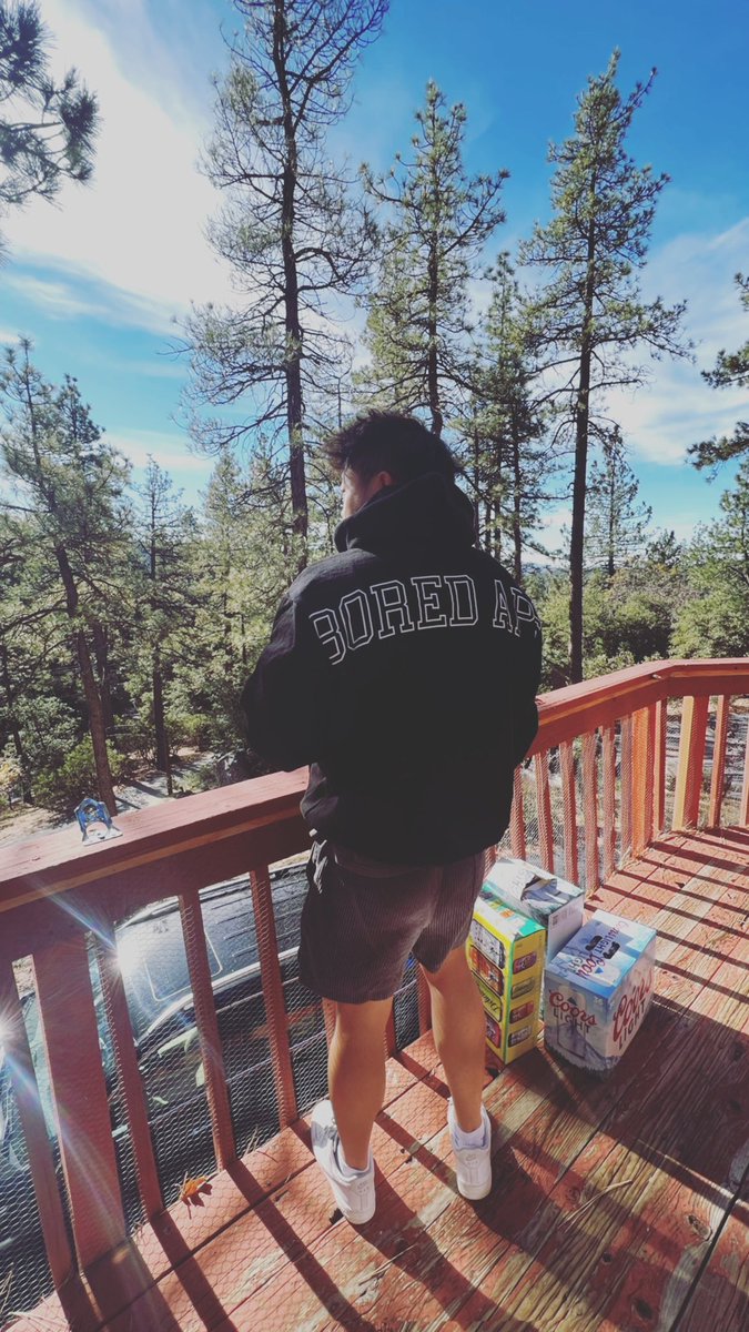 From the swamp to the mountains. GM ⛰ <a href="/BoredApeYC/">Bored Ape Yacht Club 🍌</a>