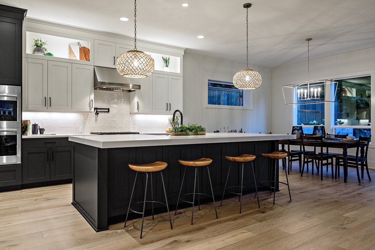 RenaissanceHome's tweet photo. Did you know Renaissance Homes certifies all of its homes under the Energy Star system? This means:

✨ Better durability 
✨ More consistent temperatures 
✨ Reduced leaks and drafts
✨ Improved air quality 
✨ Peace of mind 

https://t.co/5tU3eLH66Q https://t.co/6fVD5atrjz