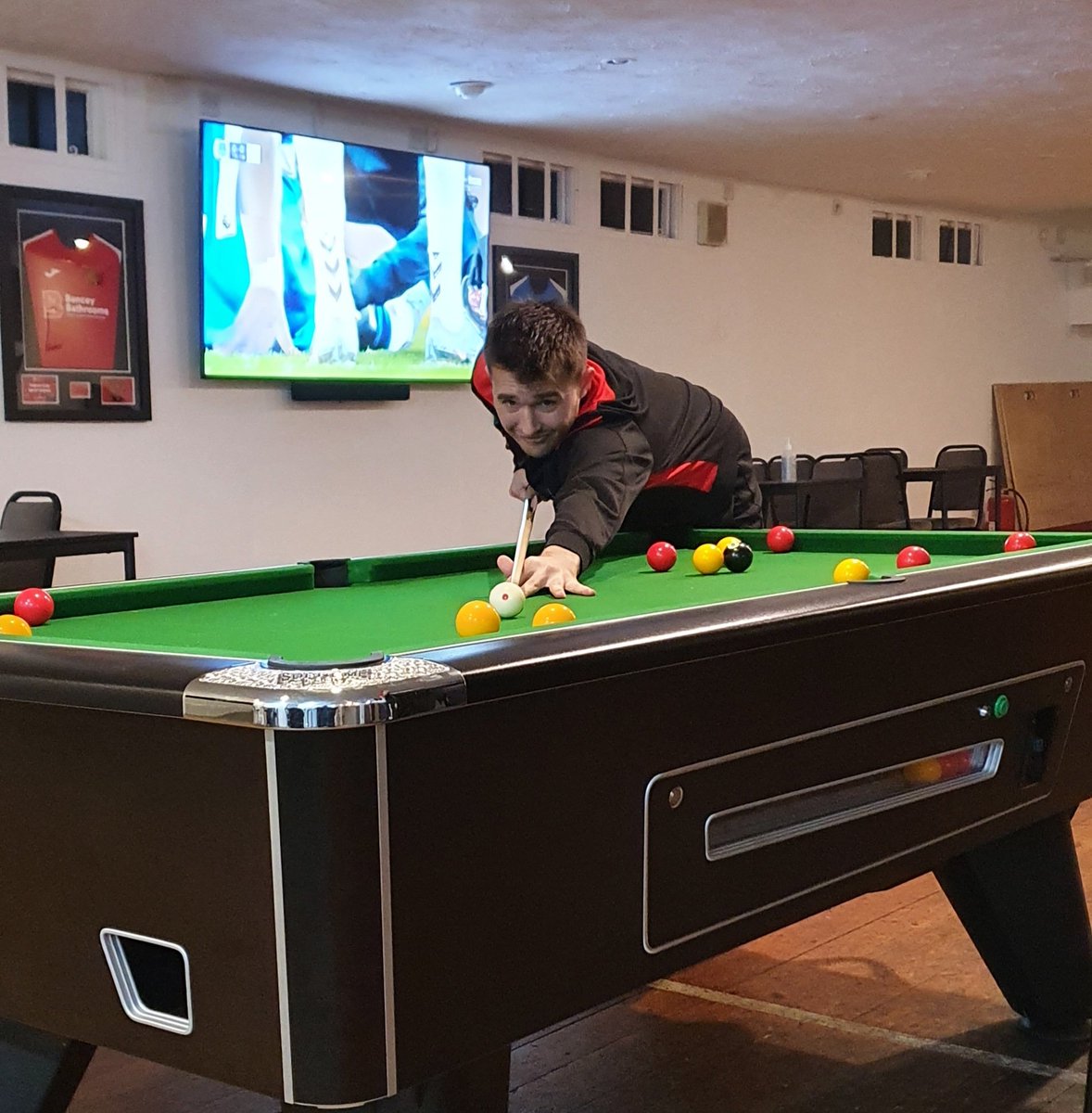 Just another Saturday for <a href="/ChrissyAl24/">Chris Allen</a> 😍