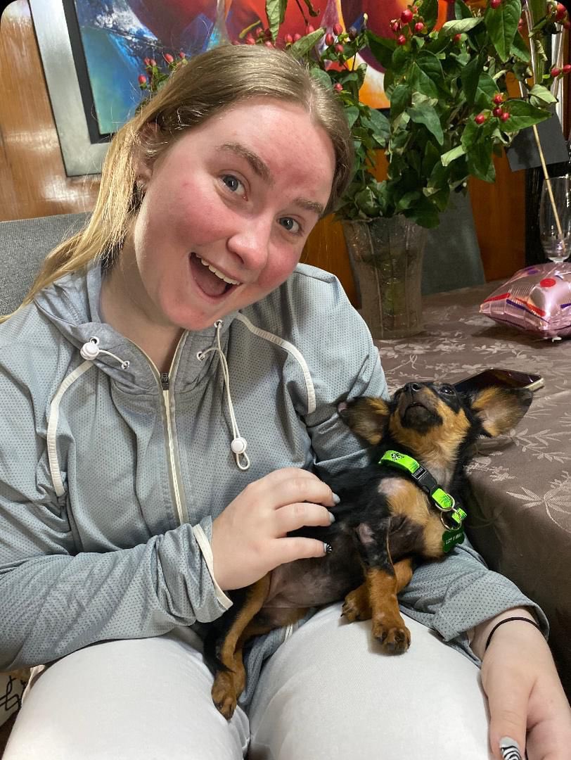 Buenas tardes, familia de LUCY RAMONA! Ya la niña está conmigo, todo bien Gracias a Dios! Vamos a esperar que <a href="/FRAENKELE/">FRAENKEL ESCALANTE</a> llegue a casa y publique videos del encuentro de LUCY con nosotros. Por aquí les dejo una foto de LUCY con mi hija para que estén tranquilos