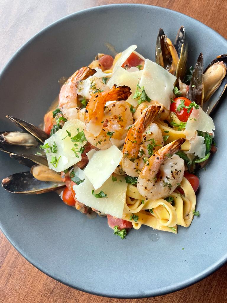 TheBoathouse tweet media