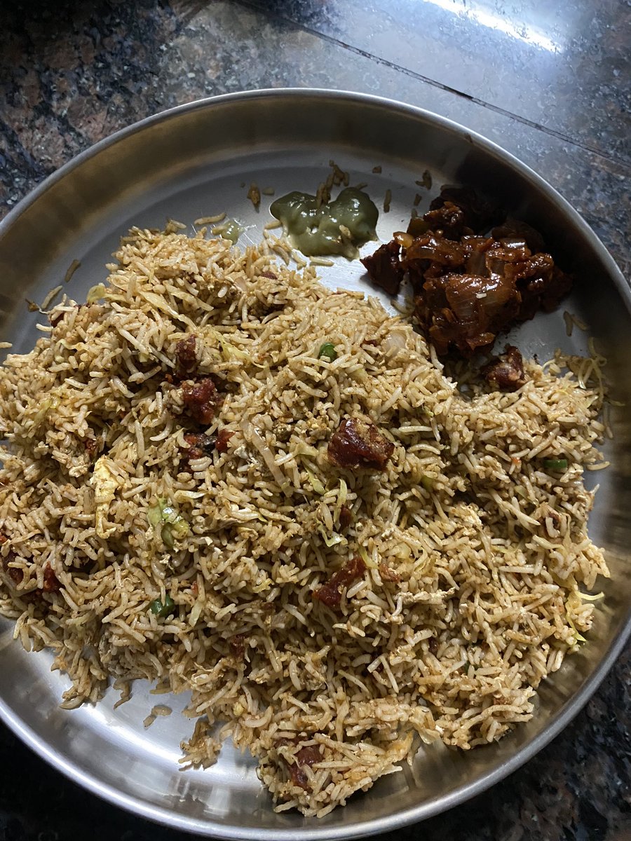 CyanideGuppi's tweet photo. Blessed with #BeefRice #BeefChilli 😍❤️❤️ jai sri ram 🙏 #TPJFoodAndTouristGuppi https://t.co/bdCRGEAsRz